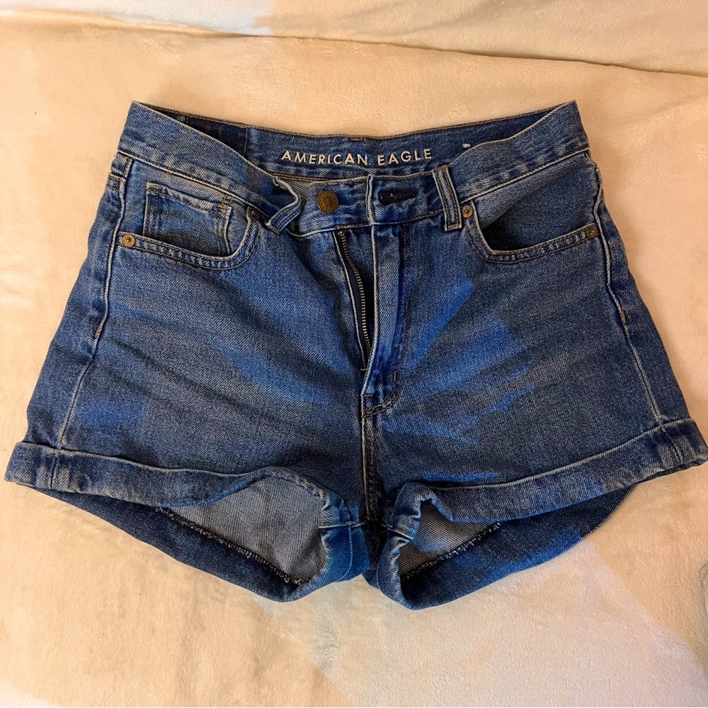 AE high rise denim girlfriend mom shorts 🦋